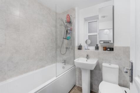 109 Bismore Road, Banbury-20.jpg