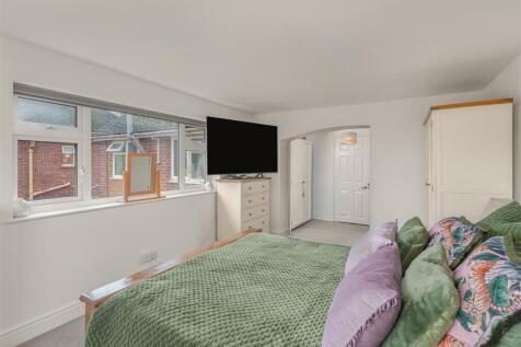 Strathcarron, 9a Twyford Avenue, Twyford-23.jpg