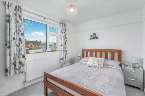 18 Chacombe Road, Middleton Cheney-20.jpg