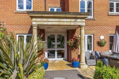 Foxhall Court Entrance.jpg