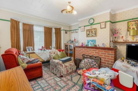 50 Manor Road, Banbury-5.jpg