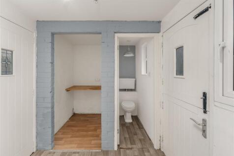 26 Cherry Road, Banbury-11.jpg