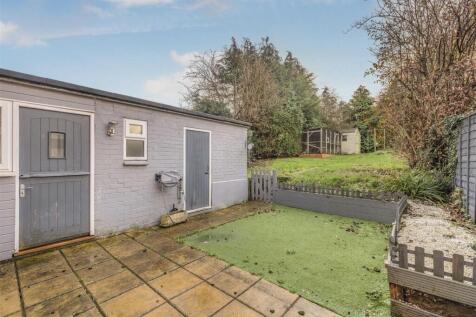 26 Cherry Road, Banbury-12.jpg