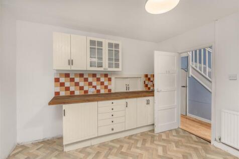 26 Cherry Road, Banbury-9.jpg