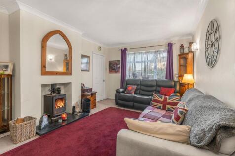 69 St John's Way, Hempton-6.jpg