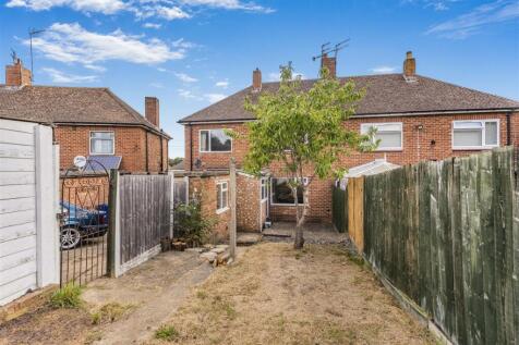 23 Cherry Road, Banbury-13.jpg