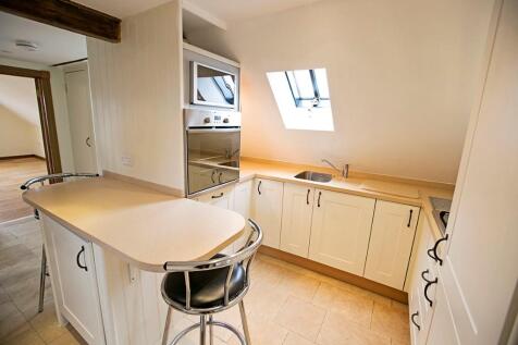 Kitchen dining area
