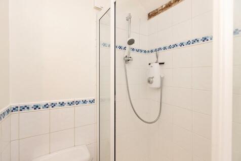 Ensuite shower