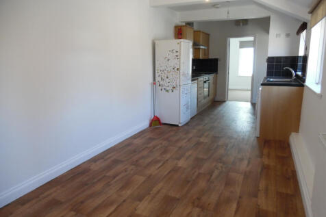 Kitchen / Lounge