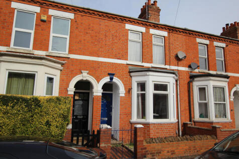 3 Bed Unfurnished Victorian Terraced