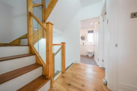 SECOND FLOOR LOFT AREA