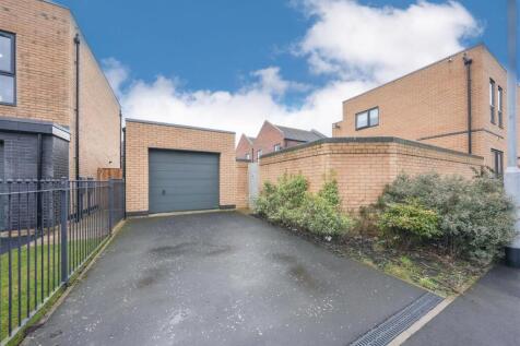 DOUBLE GARAGE