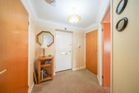 APARTMENT HALLWAY