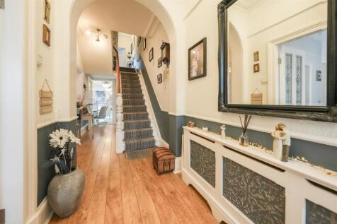 ENTRANCE HALLWAY