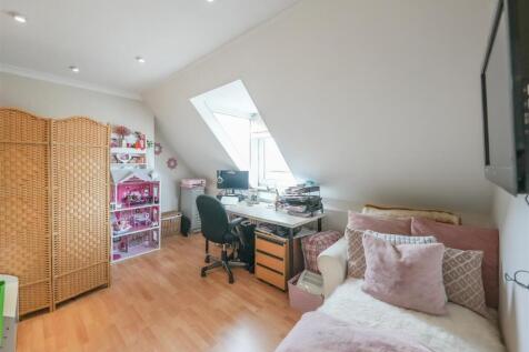 BEDROOM FOUR/HOME OFFICE