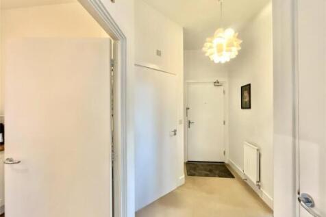 Hallway 3.jpeg