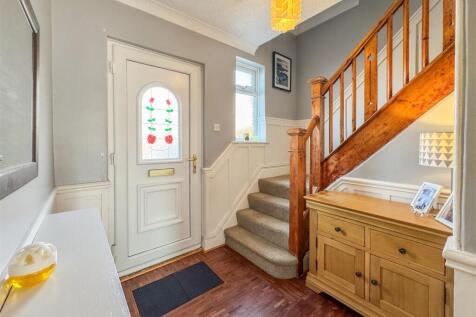ENTRANCE HALLWAY