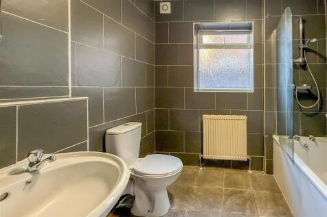 BATHROOM/ W.C.