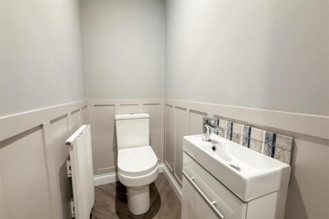 GROUND FLOOR W/C
