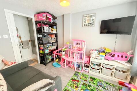 HOME OFFICE/BEDROOM