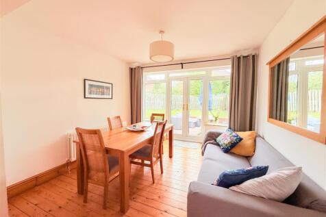 DINING ROOM/HOME OFFICE