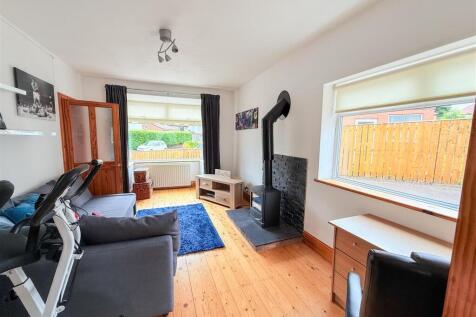 SITTING ROOM/BEDROOM FOUR