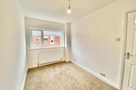 Bedroom 2 2.jpg