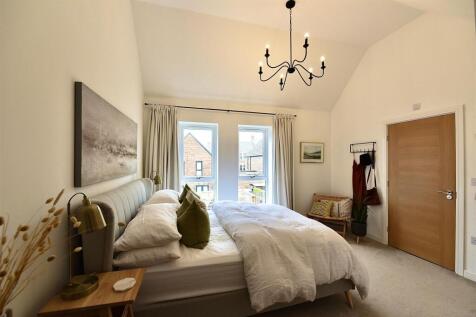 1 dunsm bedroom 1.jpg