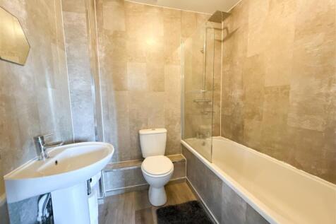 BATHROOM/W.C