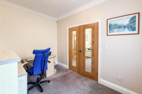 HOME OFFICE