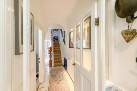 RECEPTION HALLWAY