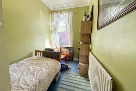 BEDROOM FIVE