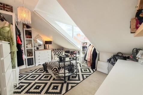 BEDROOM THREE/DRESSING ROOM