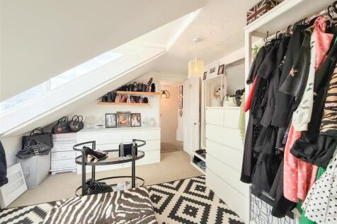 BEDROOM THREE/DRESSING ROOM