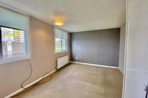 Master Bedroom.jpg