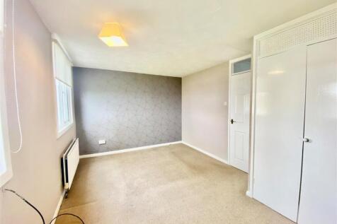 Master Bedroom 2.jpg