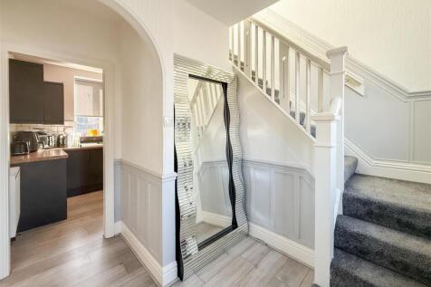 ENTRANCE HALLWAY