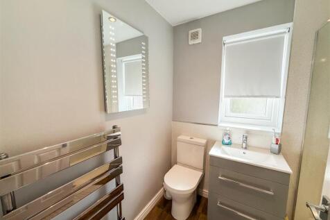BATHROOM/ W.C.