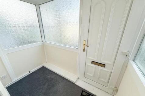 ENTRANCE PORCH