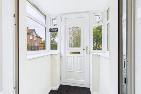 ENTRANCE PORCH