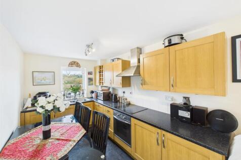 OPEN PLAN LIVING/DINING/KITCHEN