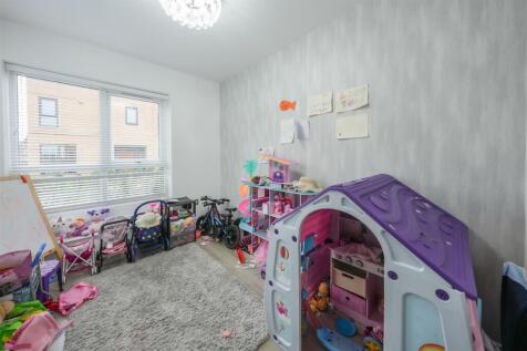 HOME OFFICE/GROUND FLOOR BEDROOM