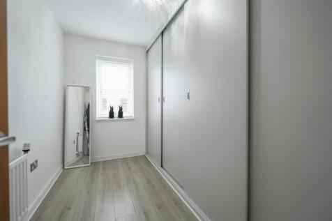 DRESSING ROOM/NURSERY