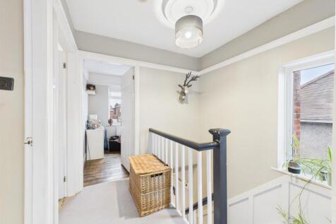 ACCOMMODATION FIRST FLOOR