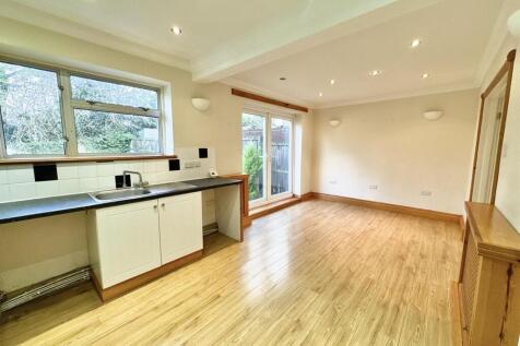 44 Ventnor kit 2.jpg