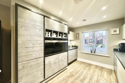 warley close kit 3.jpg