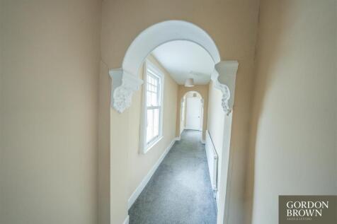 REAR HALLWAY