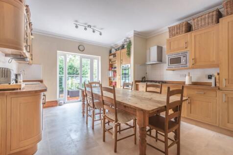 Kitchen/Breakfast Ro