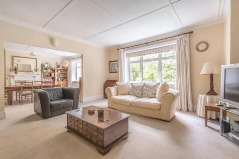Family &amp; Dining Room