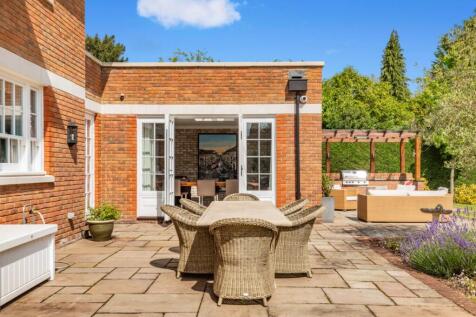 Patio Bbq Area